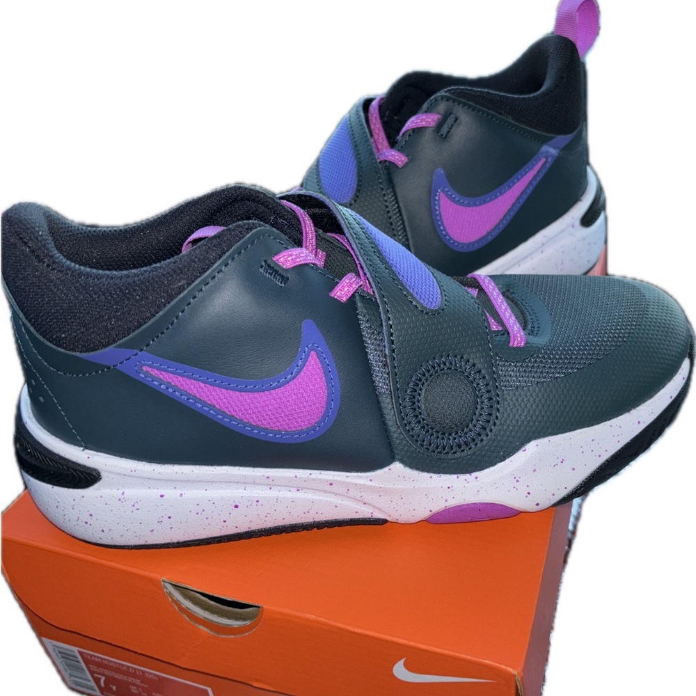 Team Hustle D 11 nike basketball